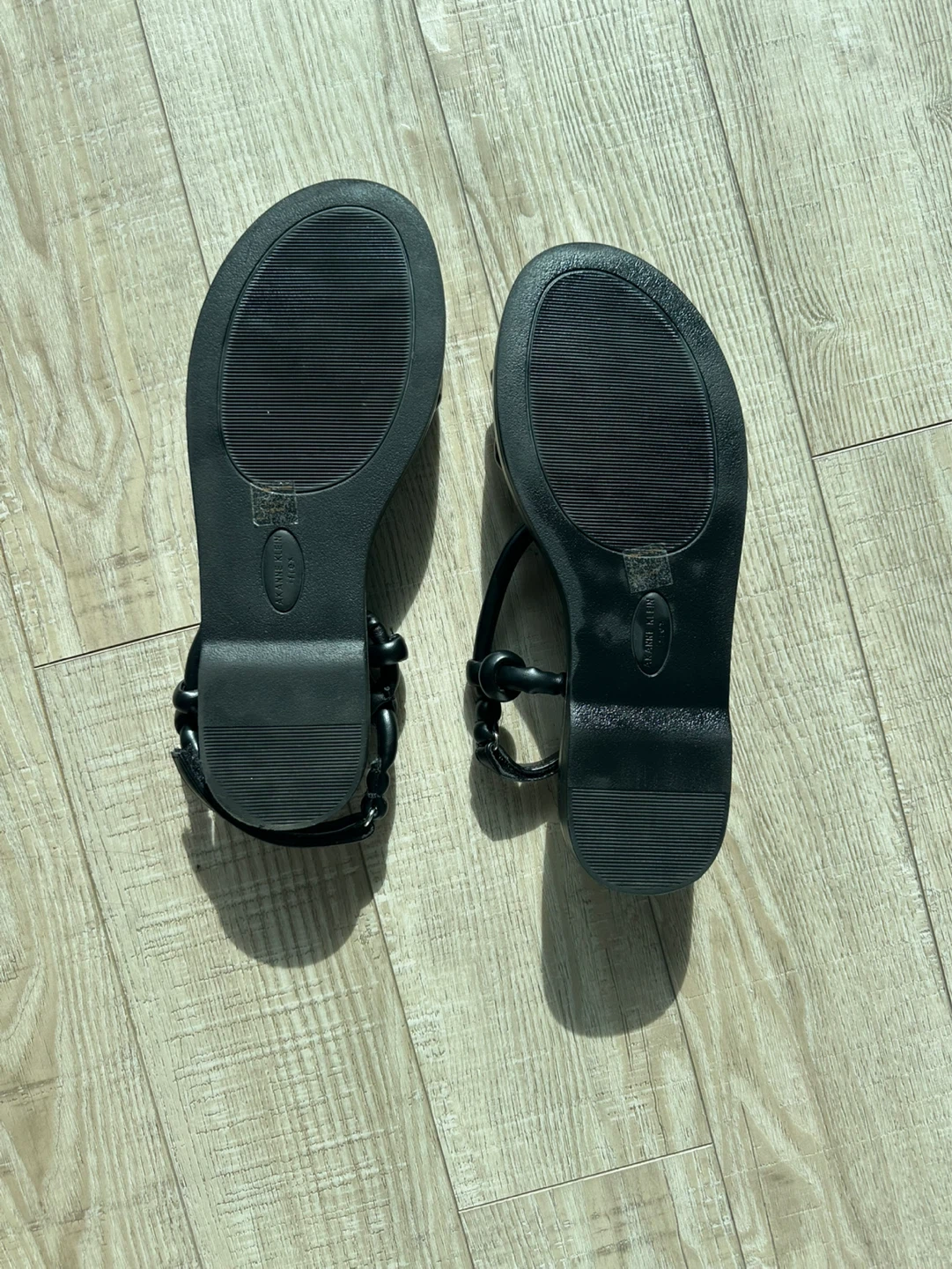 Anne Klein Black Flat Sandals - photo 2
