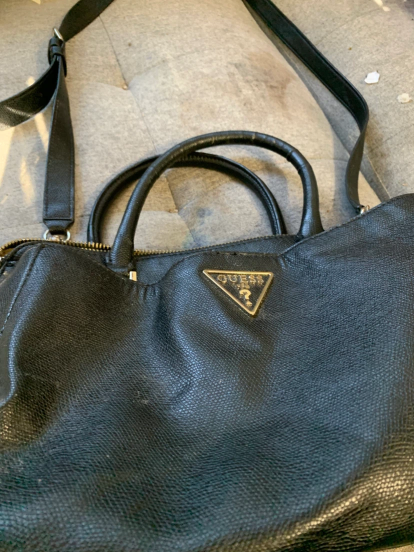 Black Guess Handbag 672-975-5756 - photo 2
