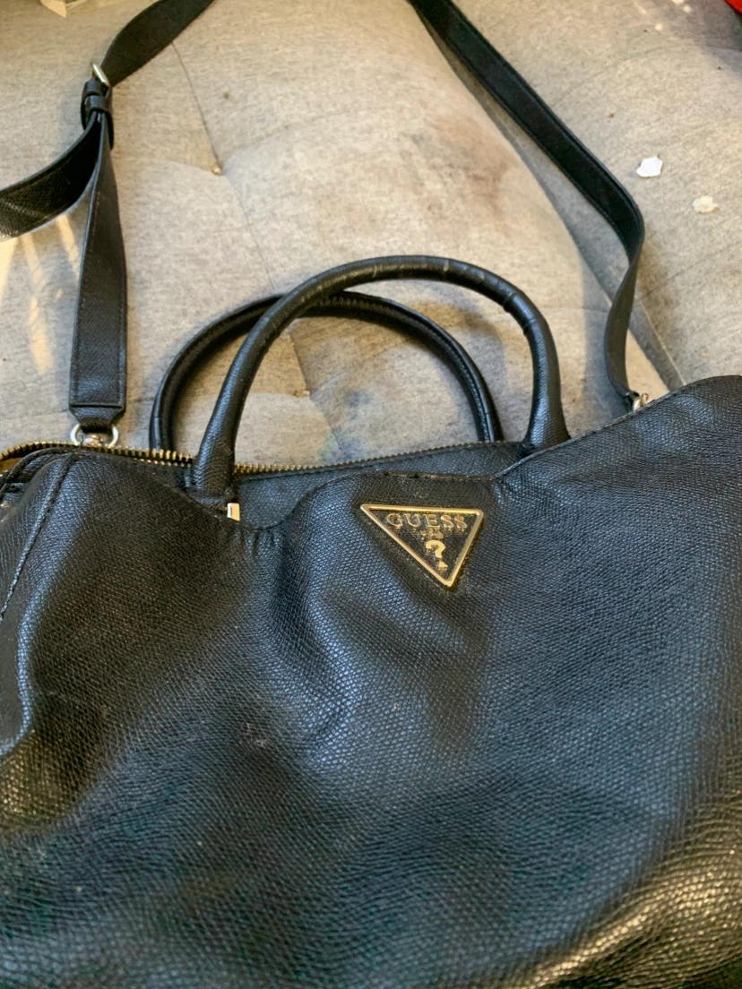 Black Guess Handbag 672-975-5756 - photo 3
