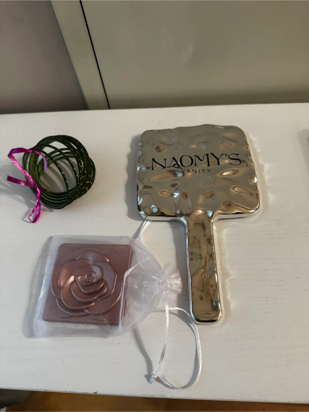 NAOMY'S VANITY Hand Mirror & Rose Compact Set