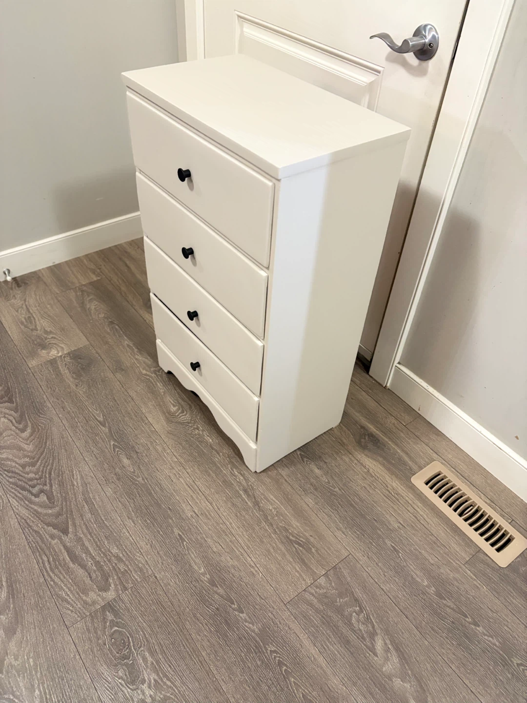 4-Drawer Chest/night stand - photo 4