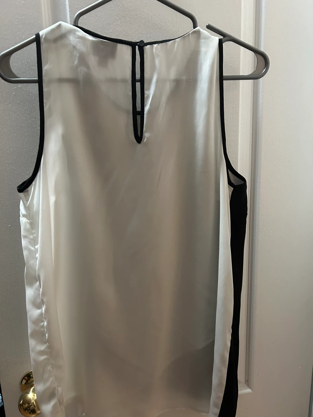 Mossimo Black and White Sleeveless Tank Top - photo 2