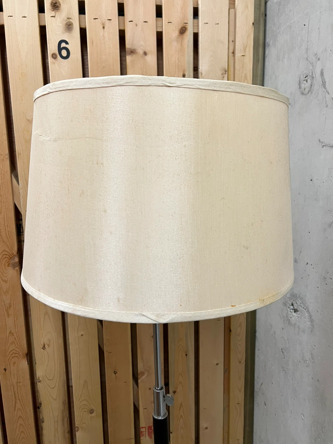 Floor Lamp with Beige Shade - photo 4
