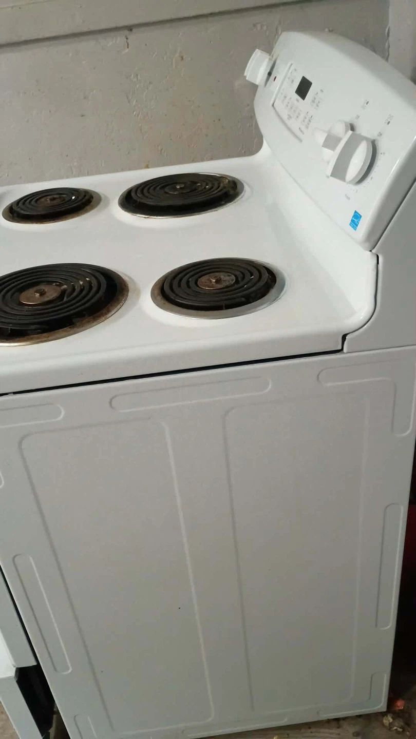 Lg electric stove - photo 2
