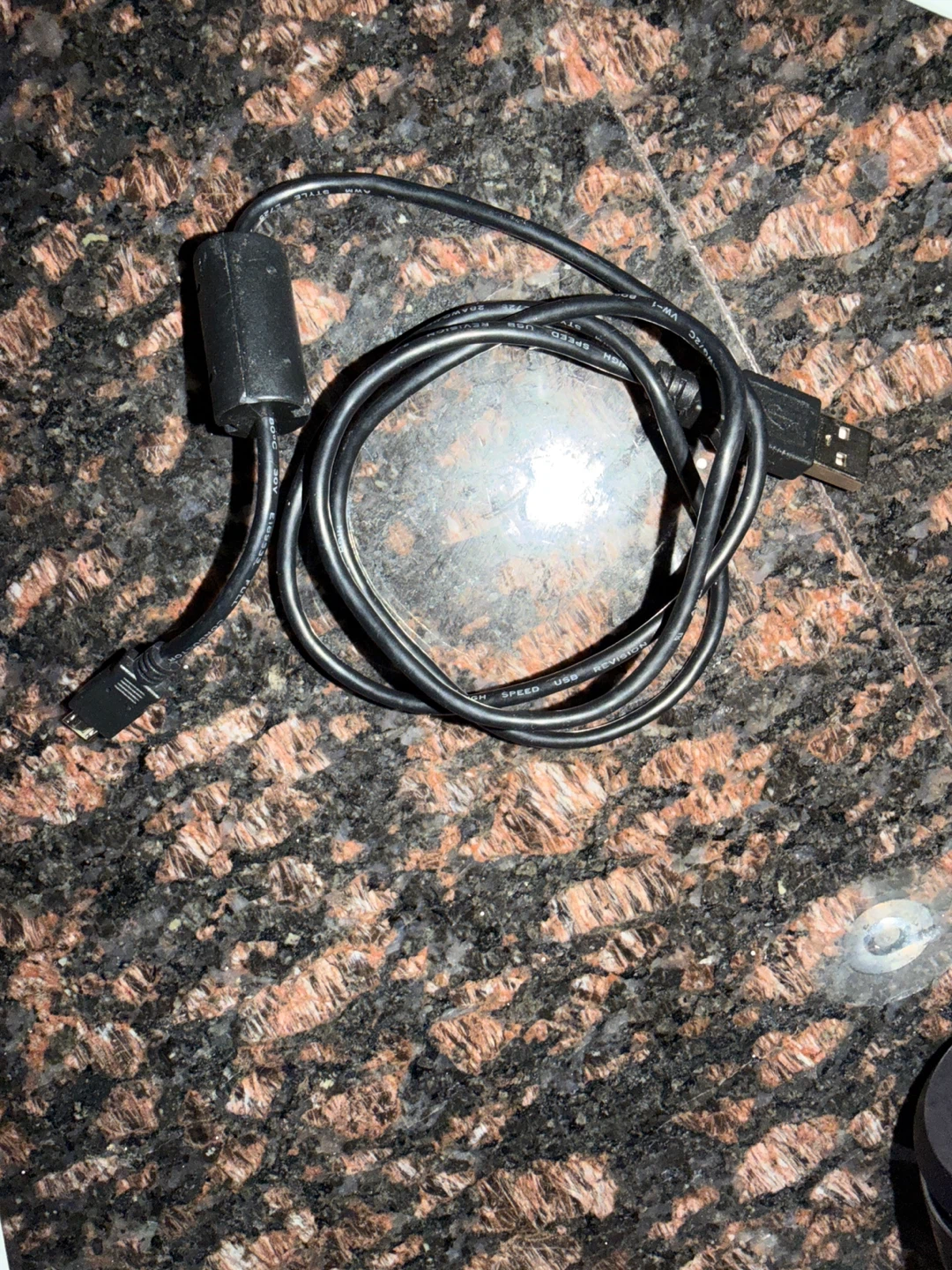 matte black Beats Solo3 Wireless headphones - photo 5