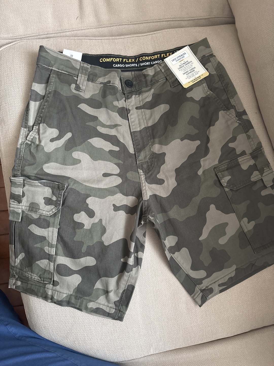 Levi Strauss Signature Cargo Shorts