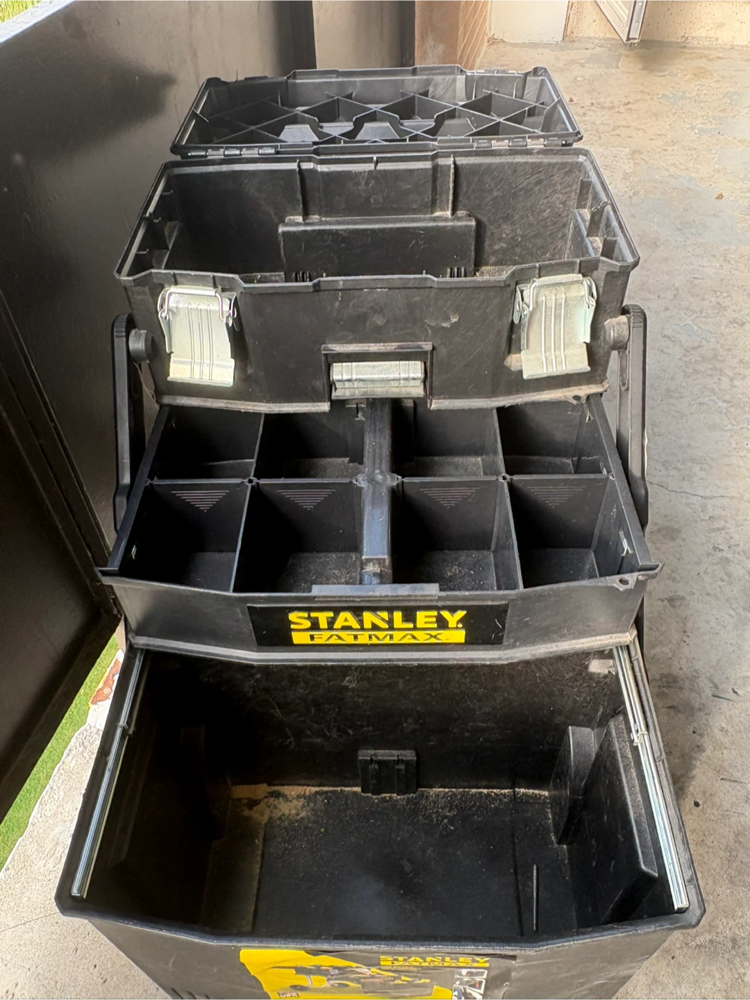 STANLEY FATMAX 3-Layer Tool Box - photo 3