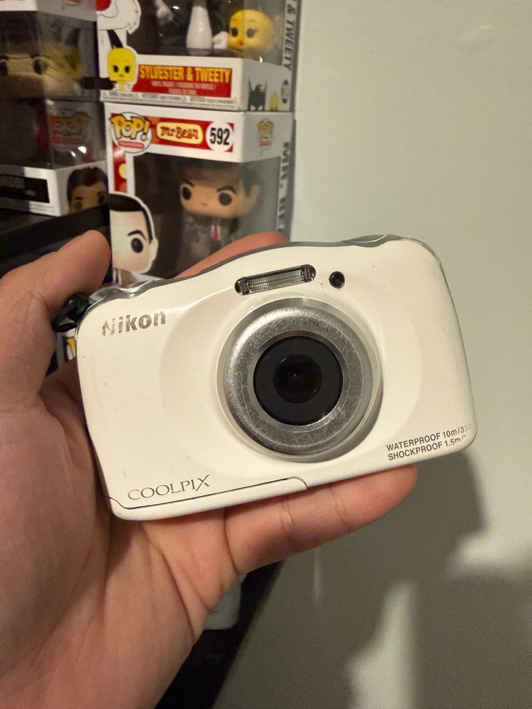 Nikon COOLPIX Waterproof Digital Camera - photo 2
