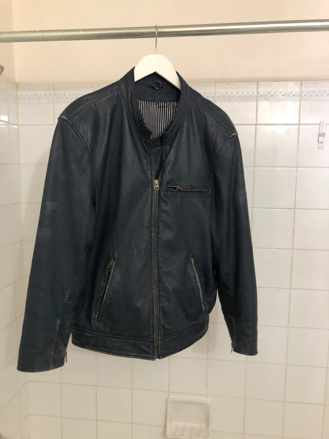 Vintage Hugo Boss distressed leather racer jacket - photo 5