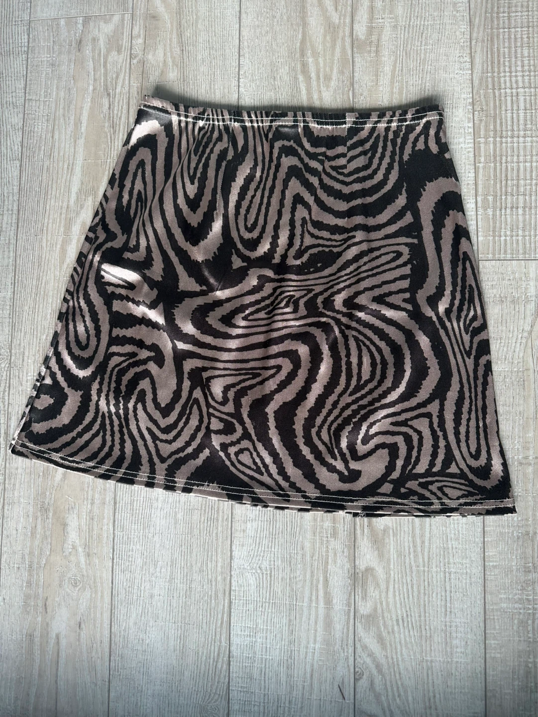 Zebra & Baroque Print A-Line Mini Skirts - photo 2