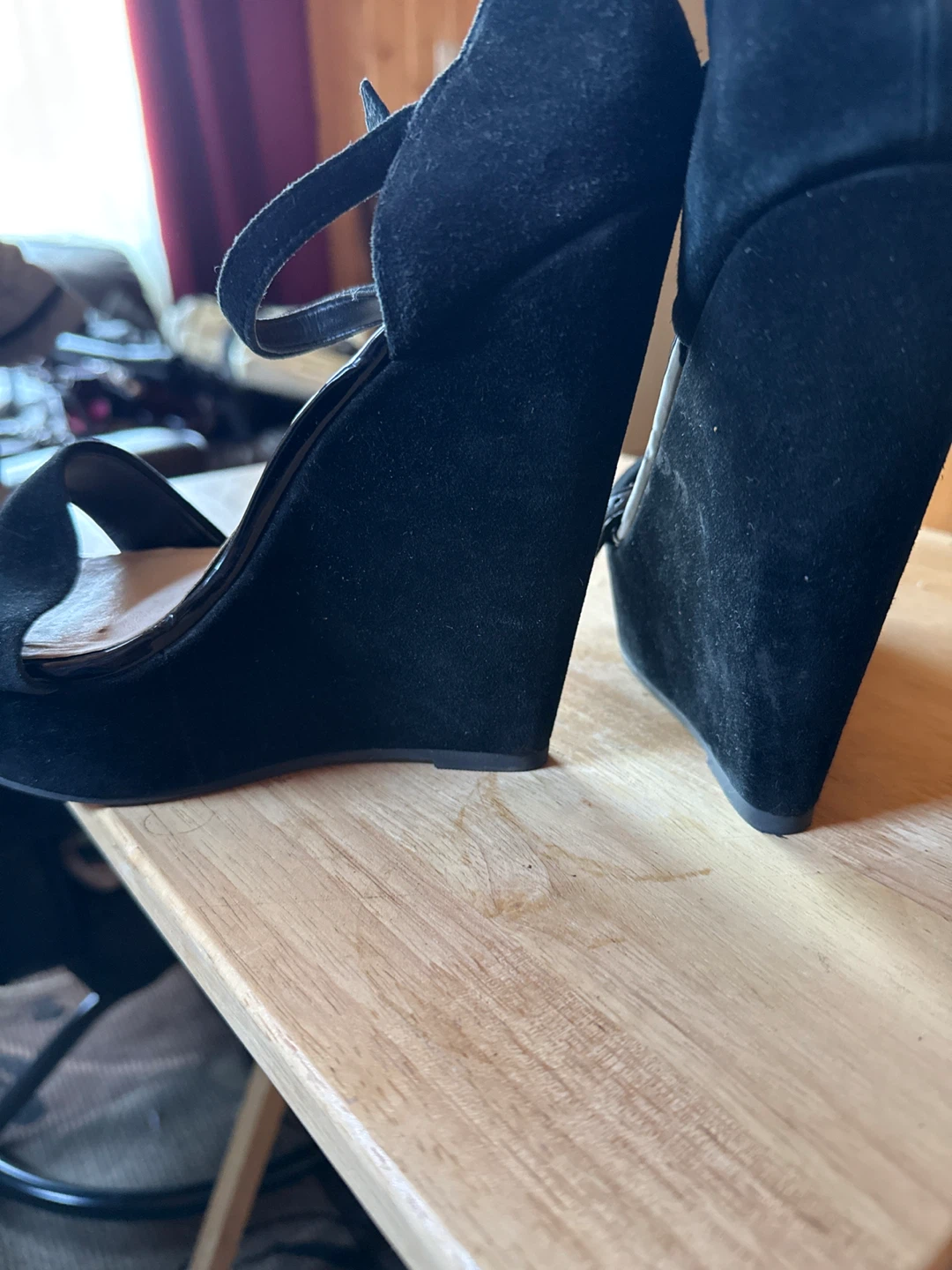 ALDO Black Suede Wedge Sandals - photo 2