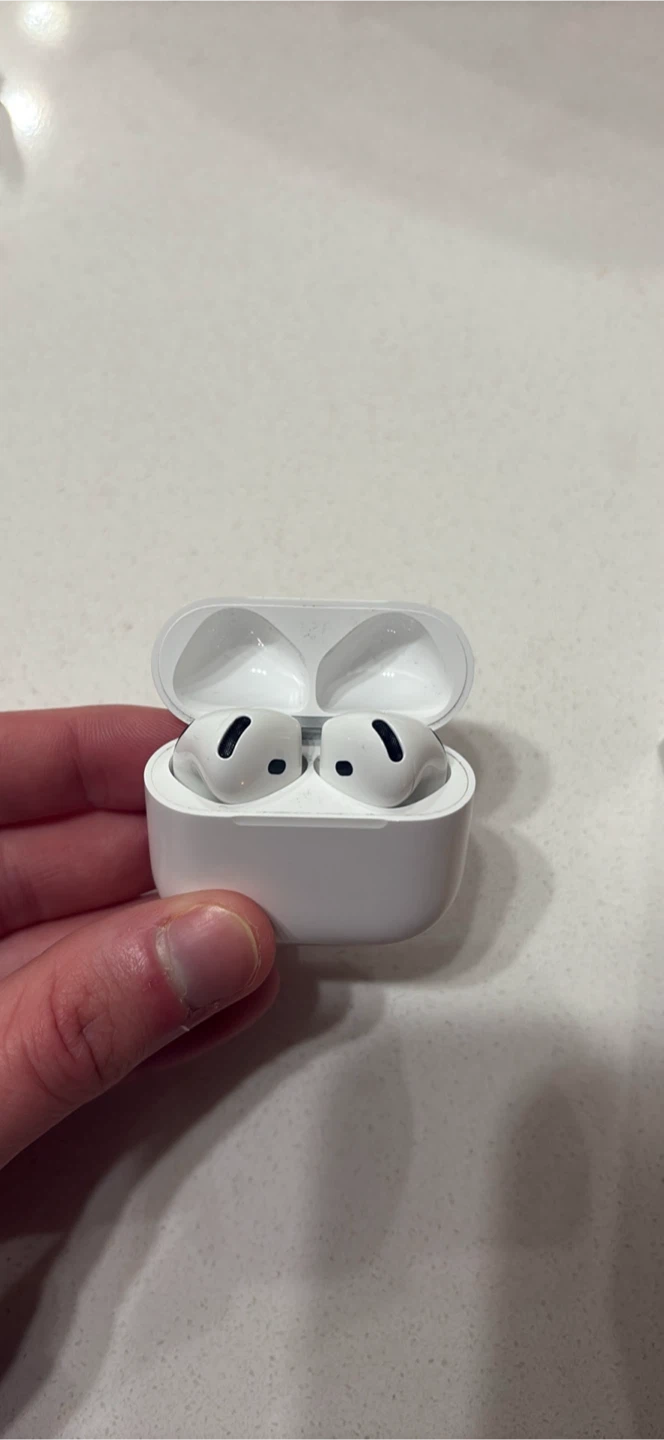 Airpod 4 NC - photo 2