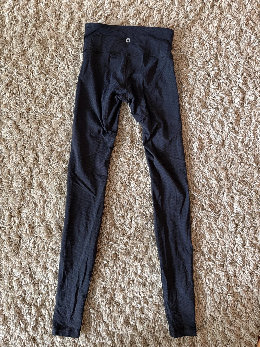 Lululemon Leggings Size 2 - photo 2