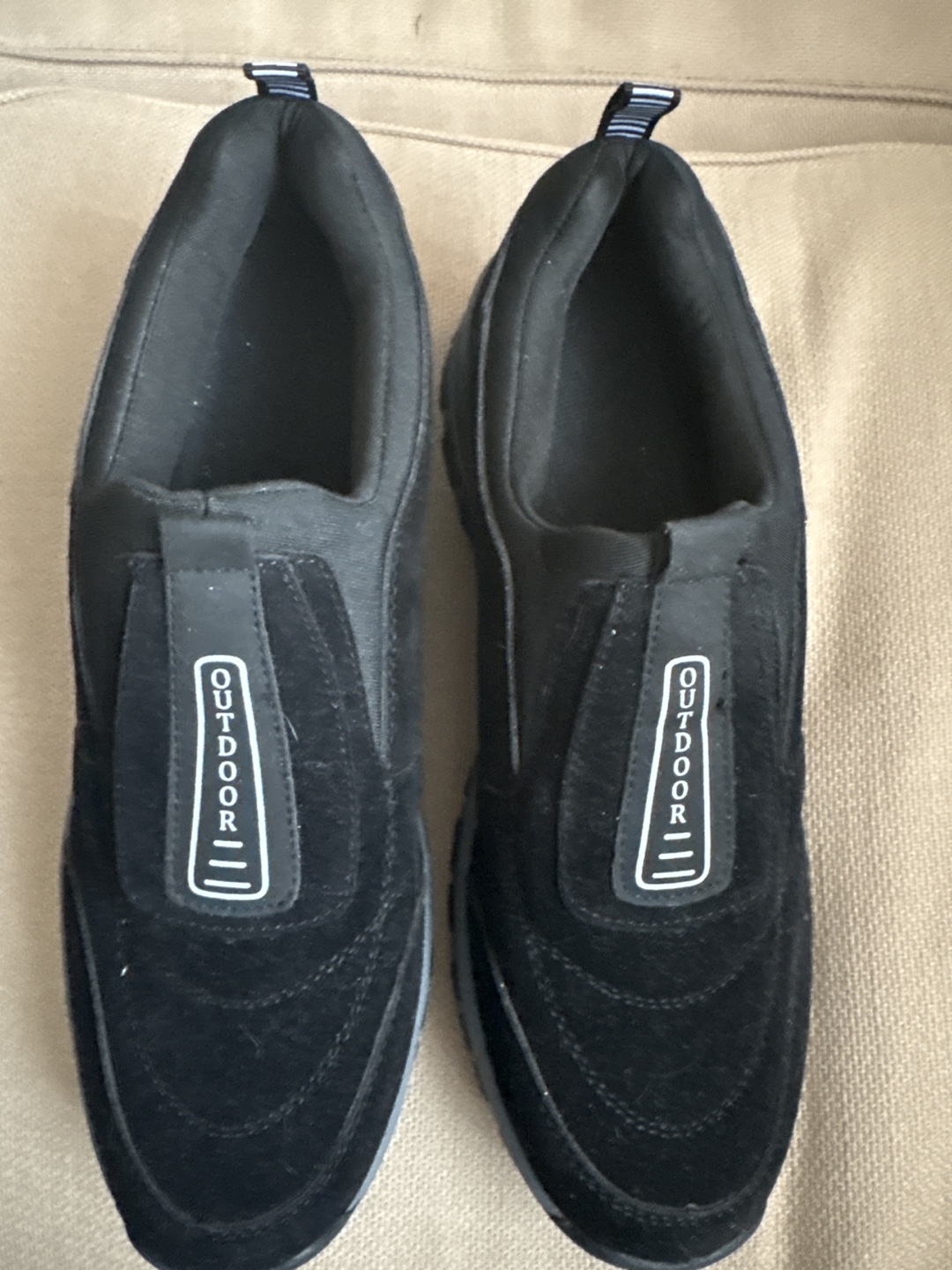 Black Outdoor Slip-On Shoes