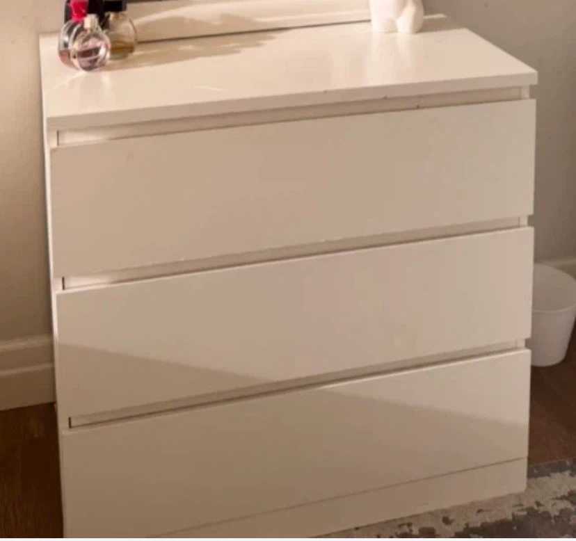 White 3-Drawer Dresser