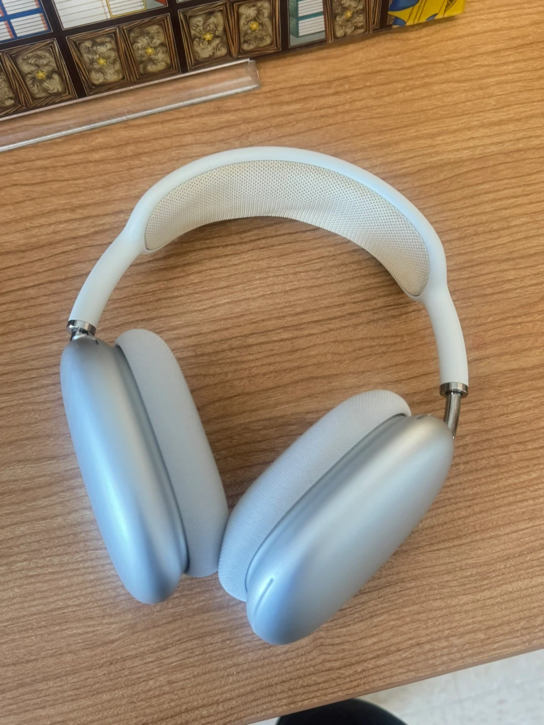 Apple AirPods Max Headphones - Silver