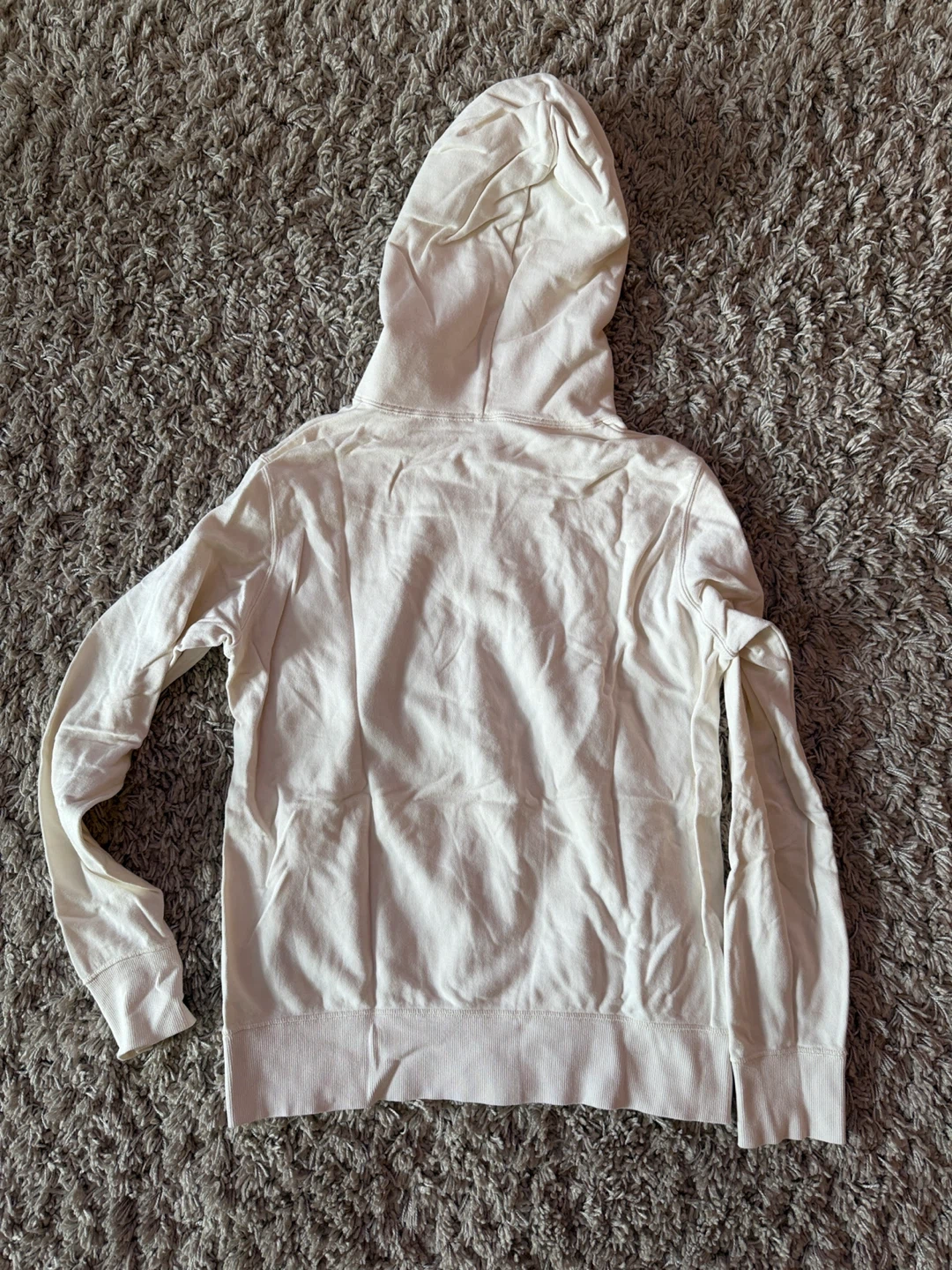 Uniqlo x KAWS Sesame Street Hoodie - photo 2