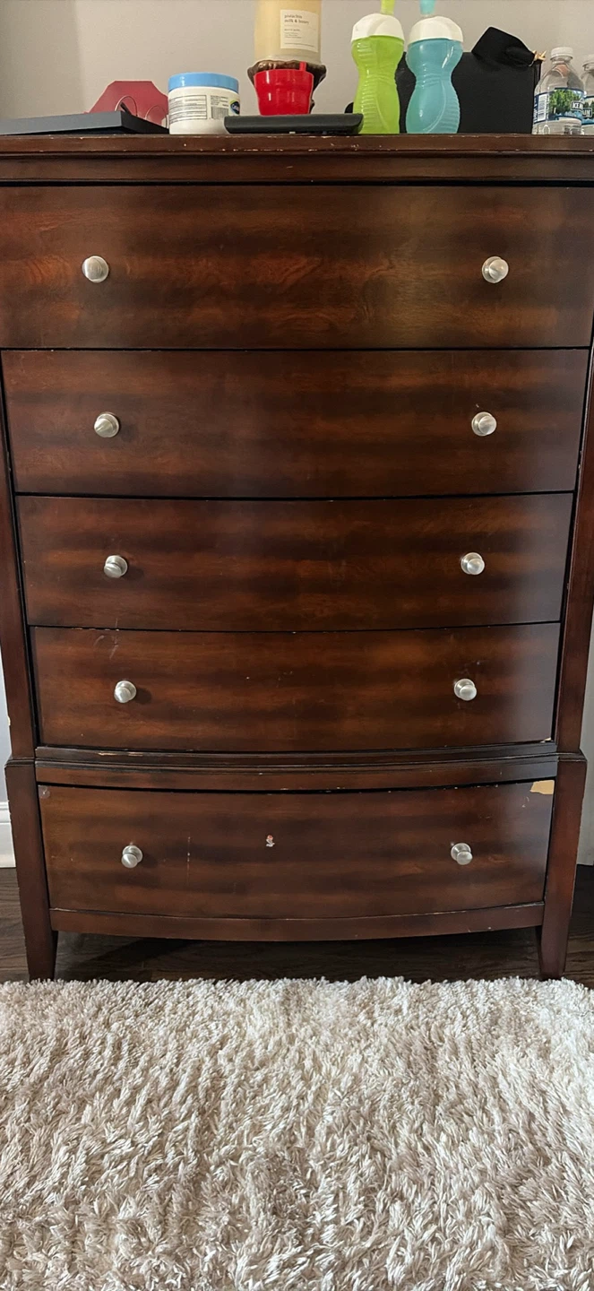 Dark Wood 5-Drawer Dresser