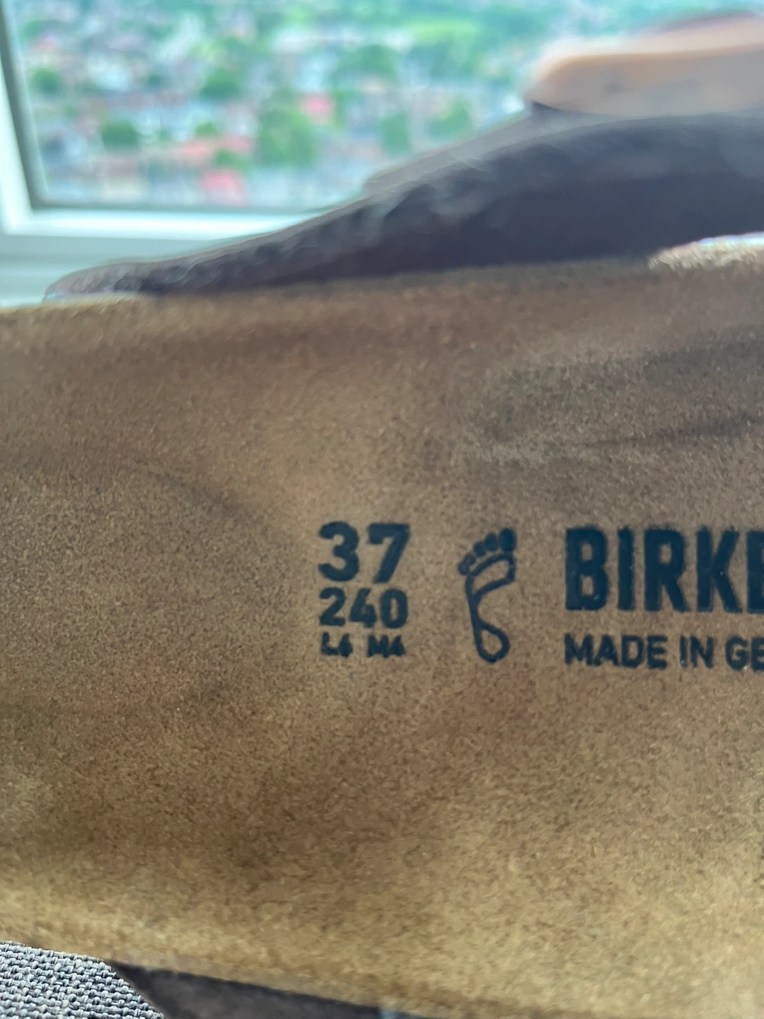 Brand New Birkenstock Gizeh Sandals - Size 37 - photo 4