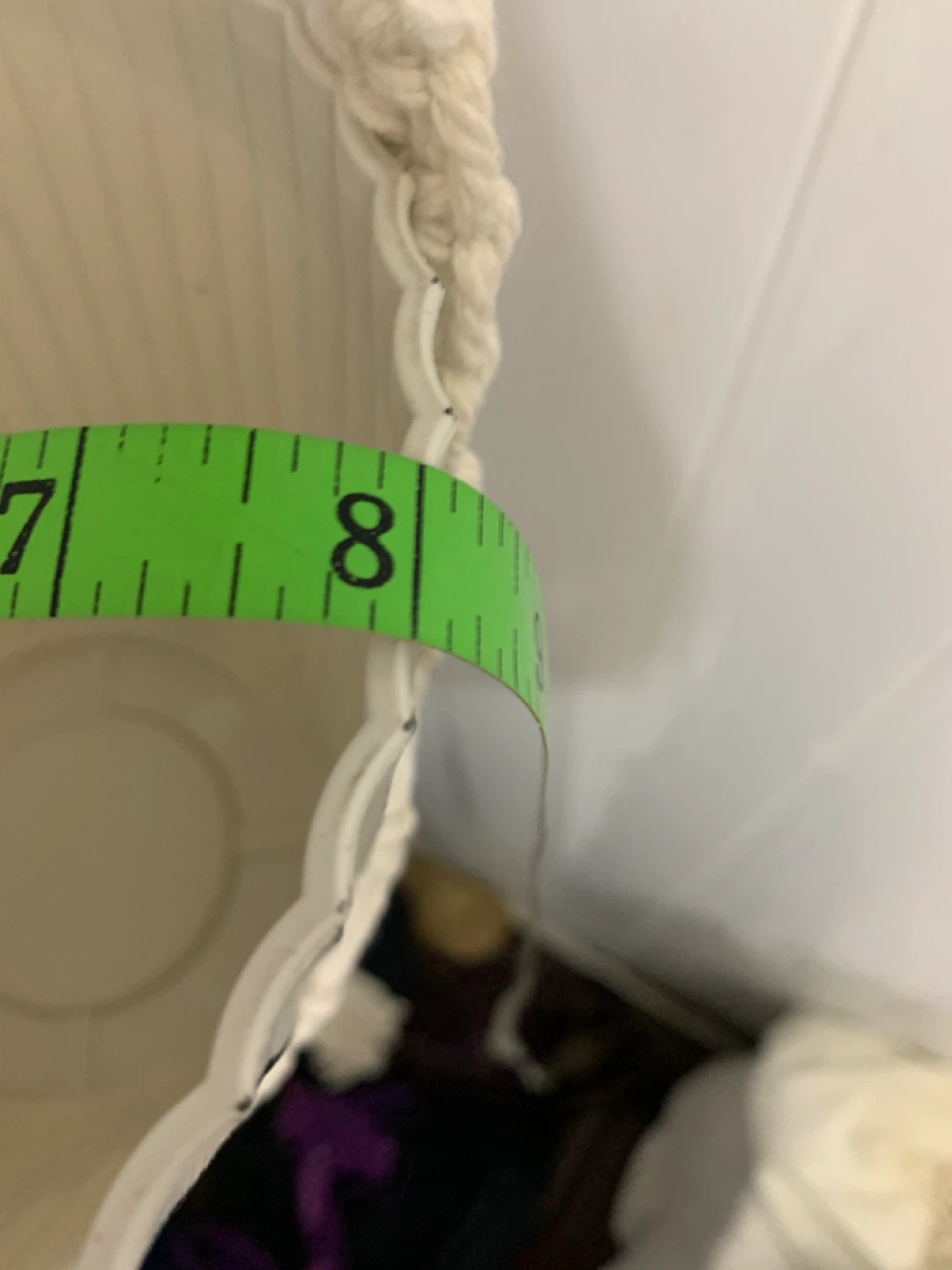 White Macrame Plant Hanger with White Pot. NEW. - photo 3