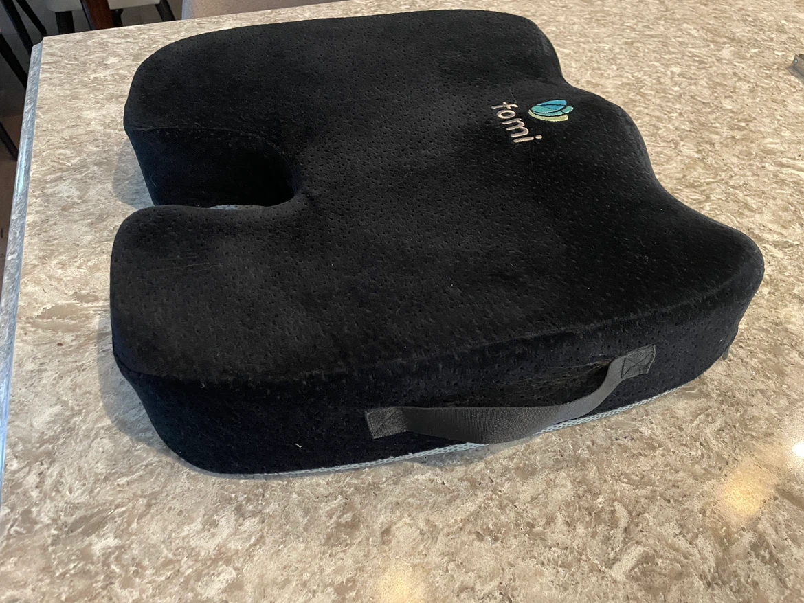 Fomi Extra Wide and Thick Firm Coccyx Seat Cushion - photo 4