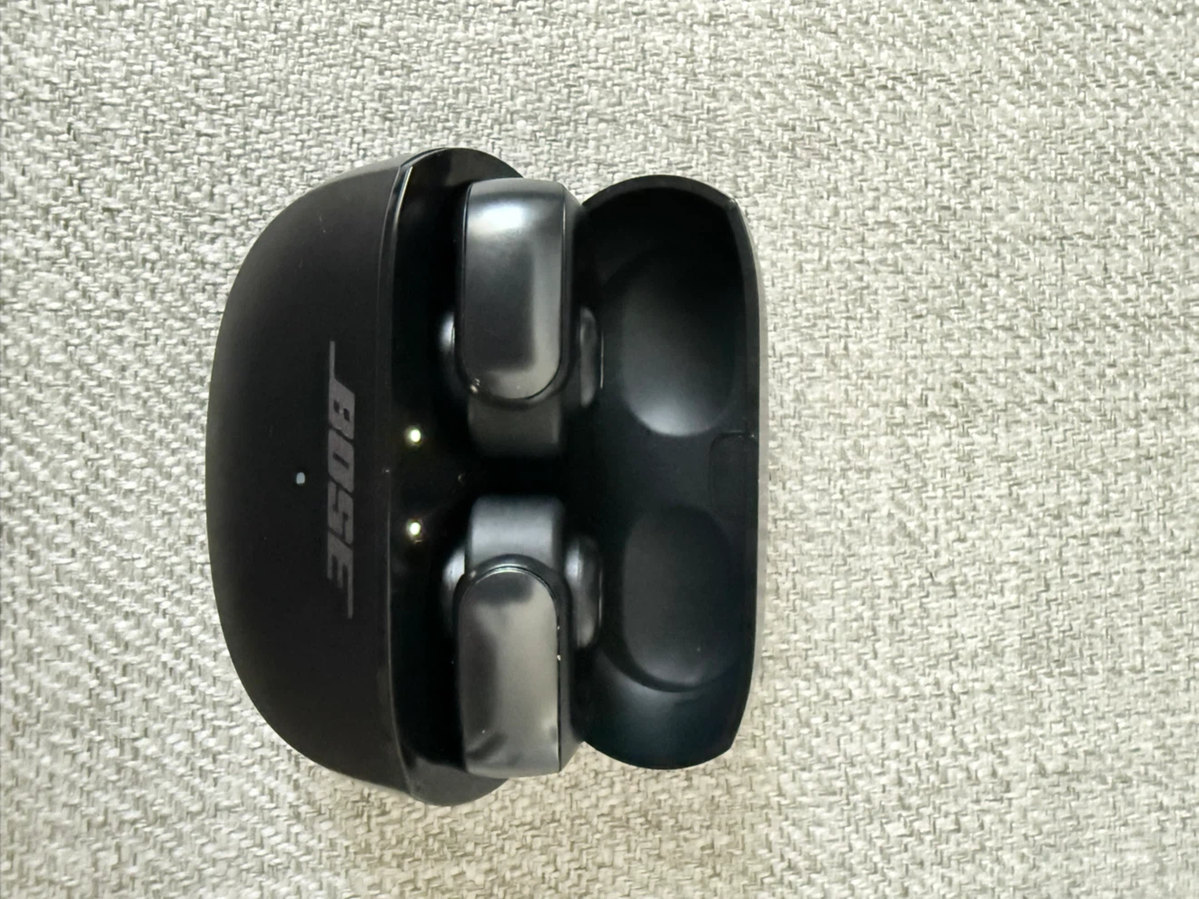 Bose Ultra Open Earbuds with Charging Case - photo 2