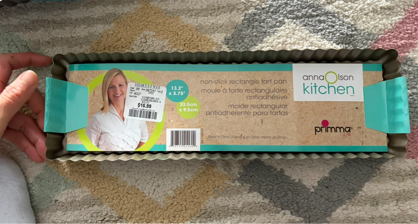 BRAND NEW Non-Stick Rectangle Tart Pan