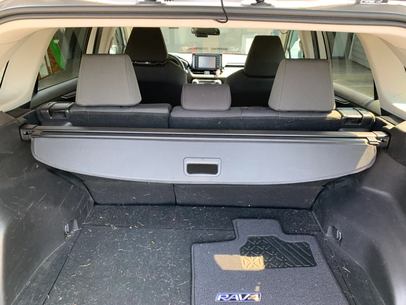 (Must go) Toyota RAV4 Cargo Cover