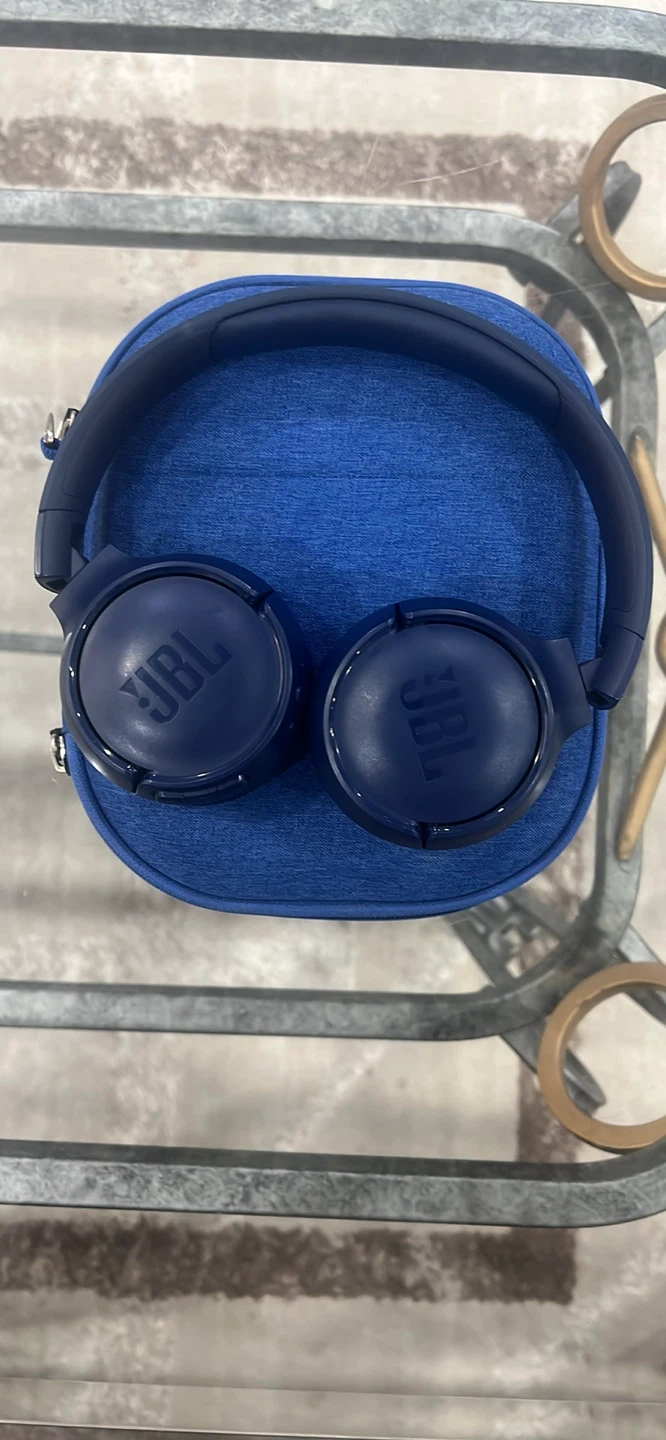 JBL Wireless Headphones with Case - photo 3