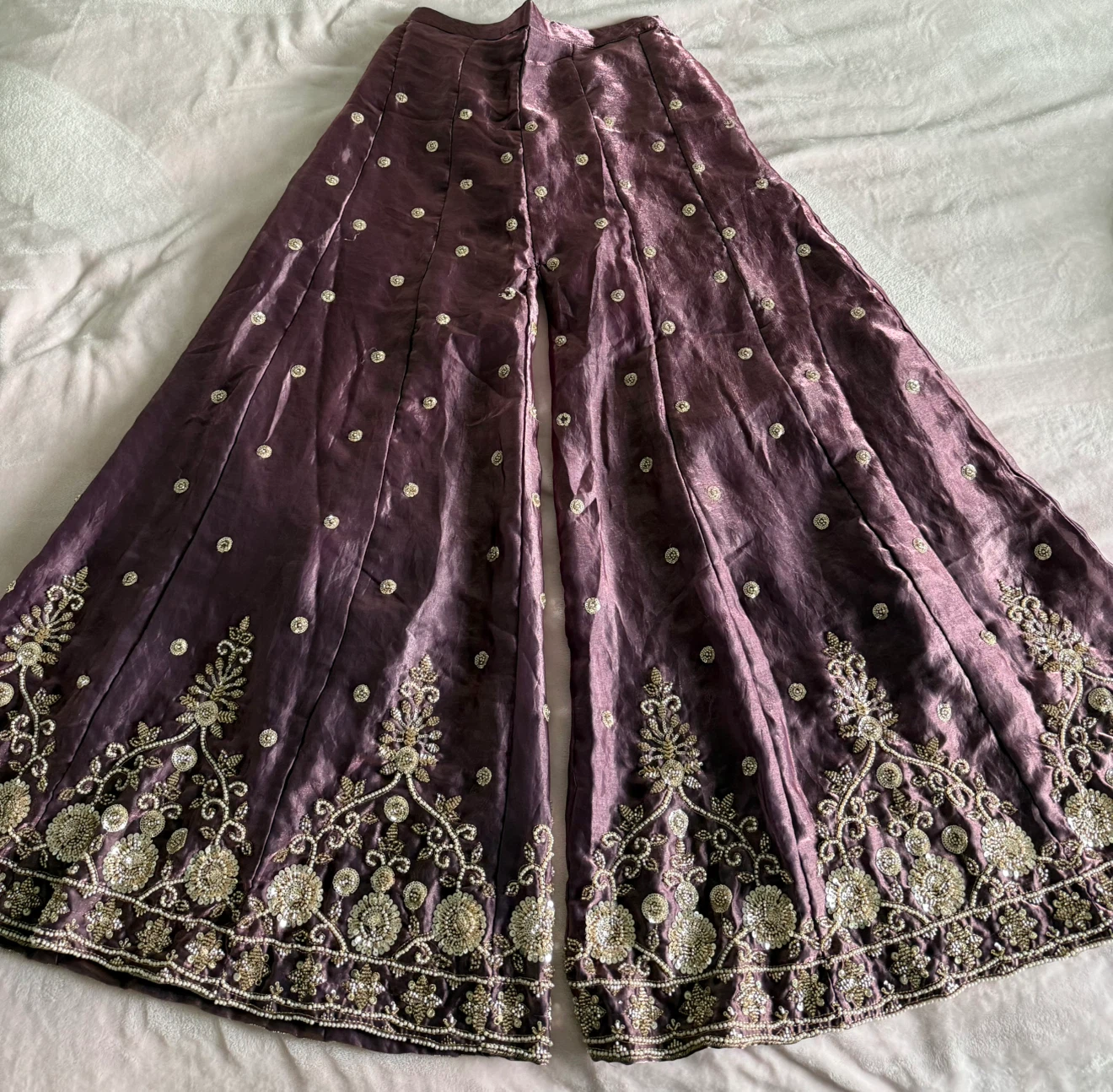 Purple Embellished Kurti with Pants and Dupatta - photo 2