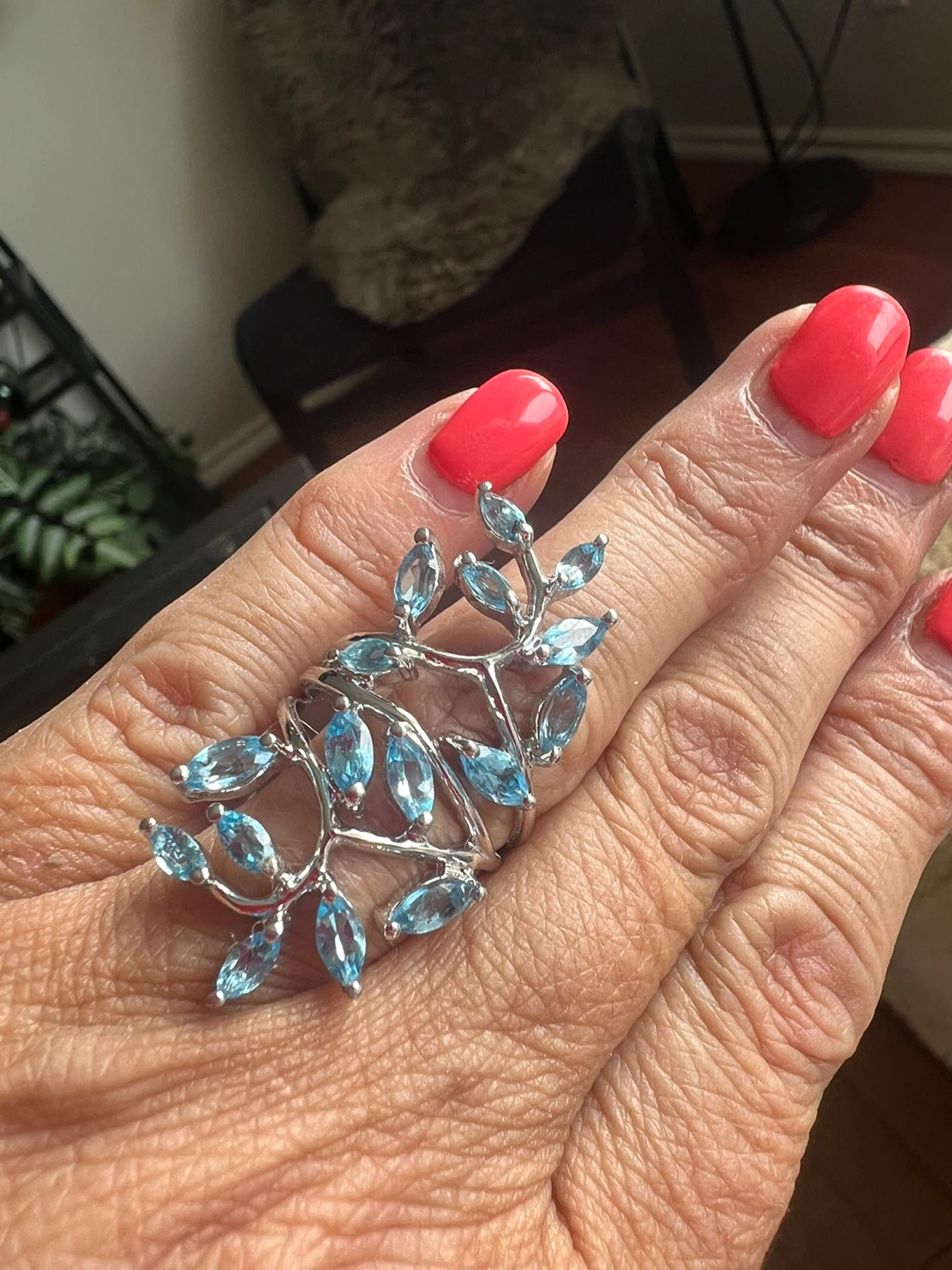 925 silver and Blue Topaz Leaf Statement Ring - photo 3