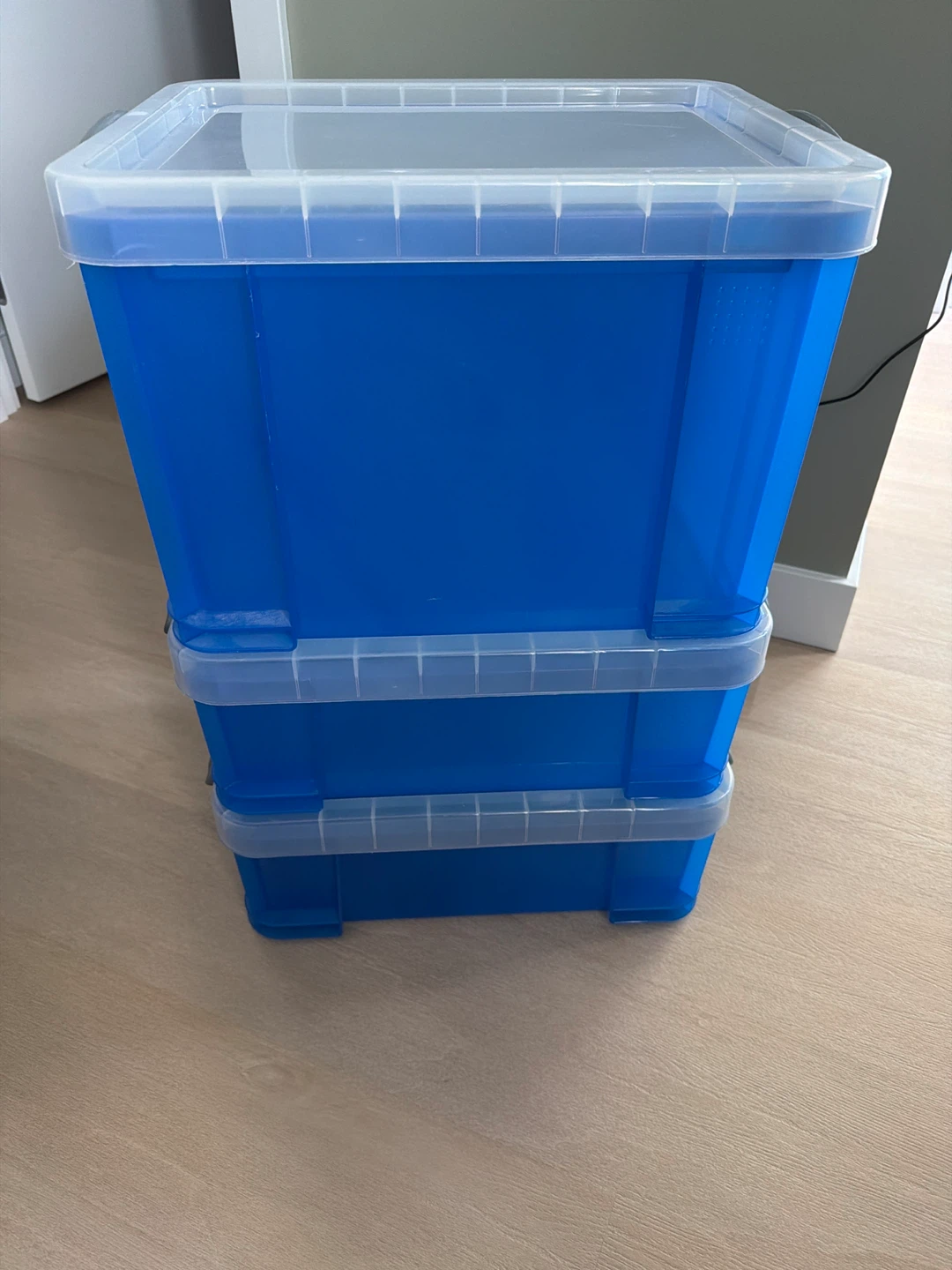 Blue Plastic Storage Boxes with Lids (Set of 3) - photo 2