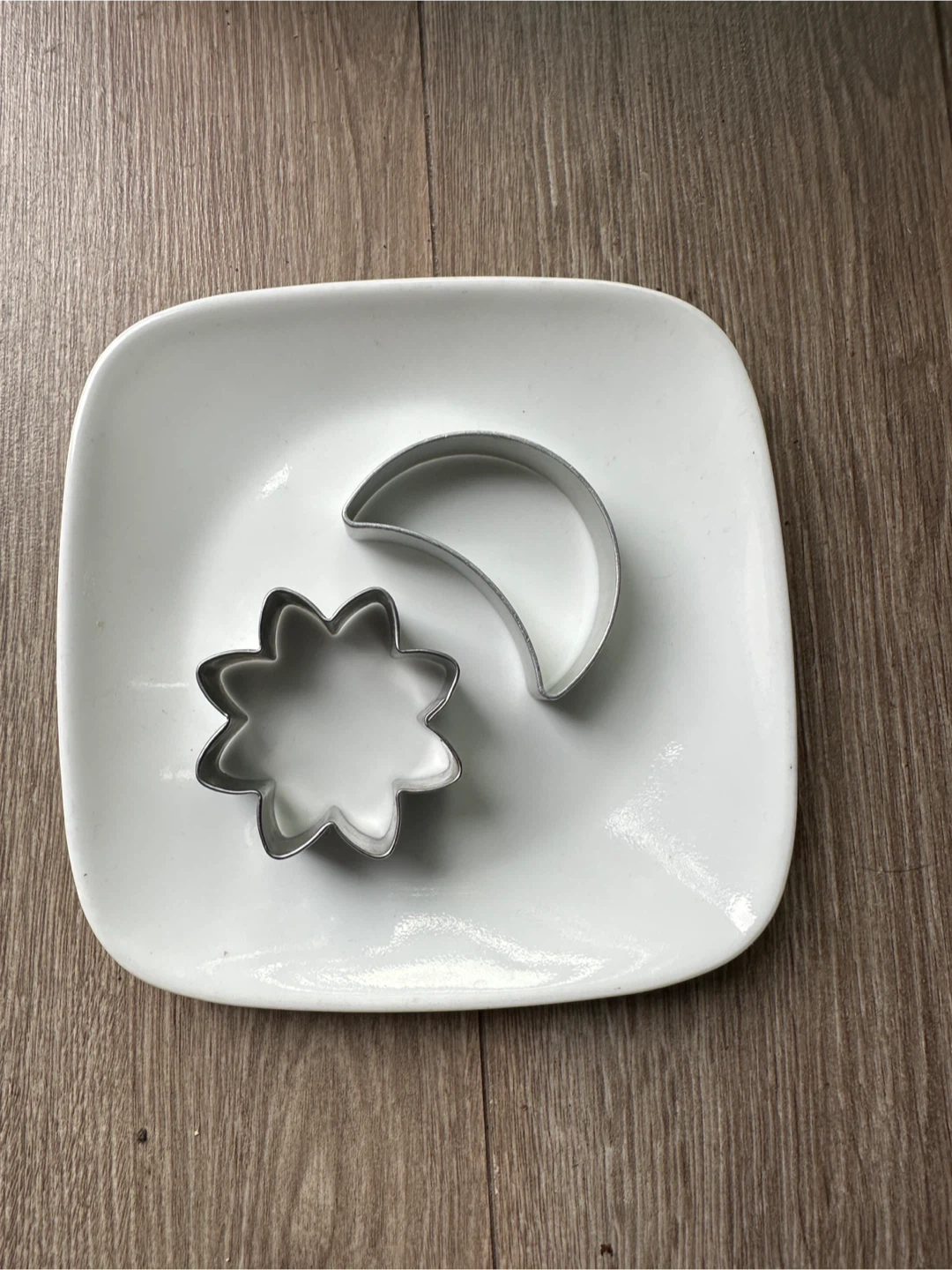 Flower and Moon Cookie Cutters and 1 small plate