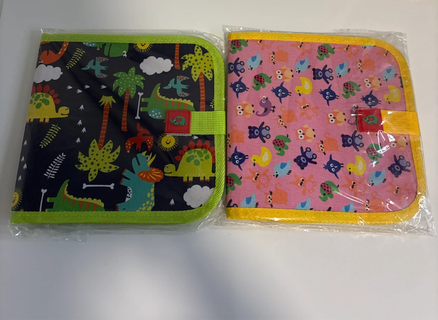 Kids Reusable Drawing Book with Water Pens - photo 2