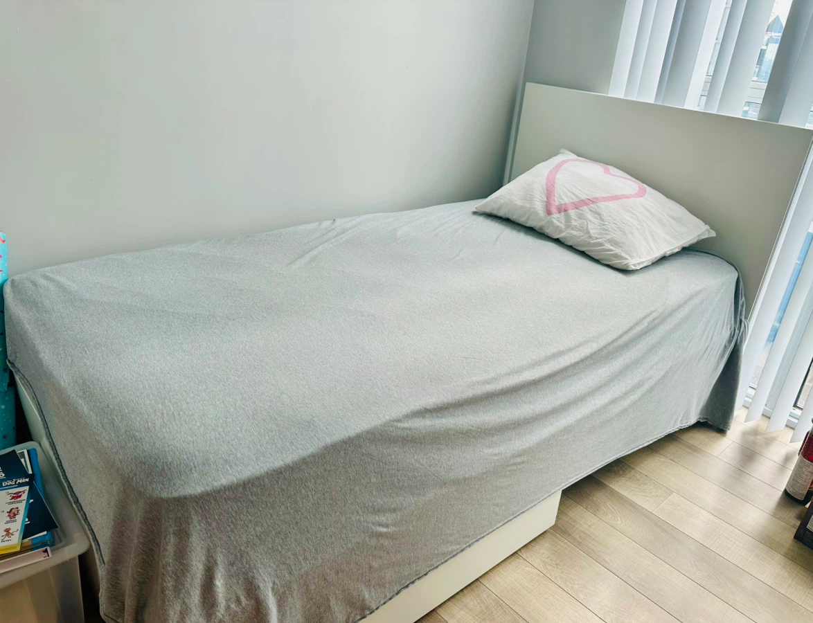 IKEA MALM Single Bed with Storage Drawers