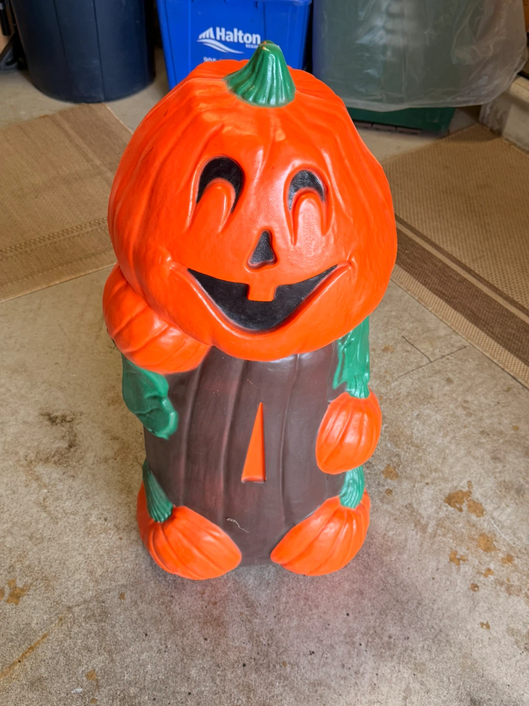 Vintage Jack-o'-lantern Halloween Decoration