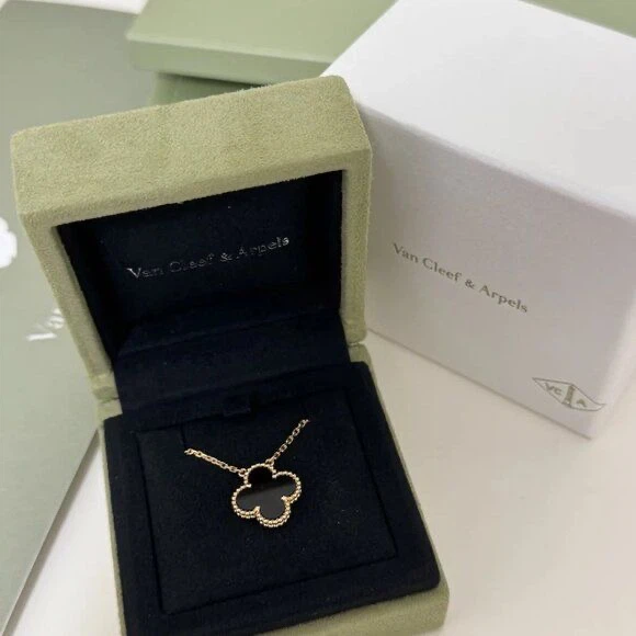 Van Cleef Necklace - photo 5