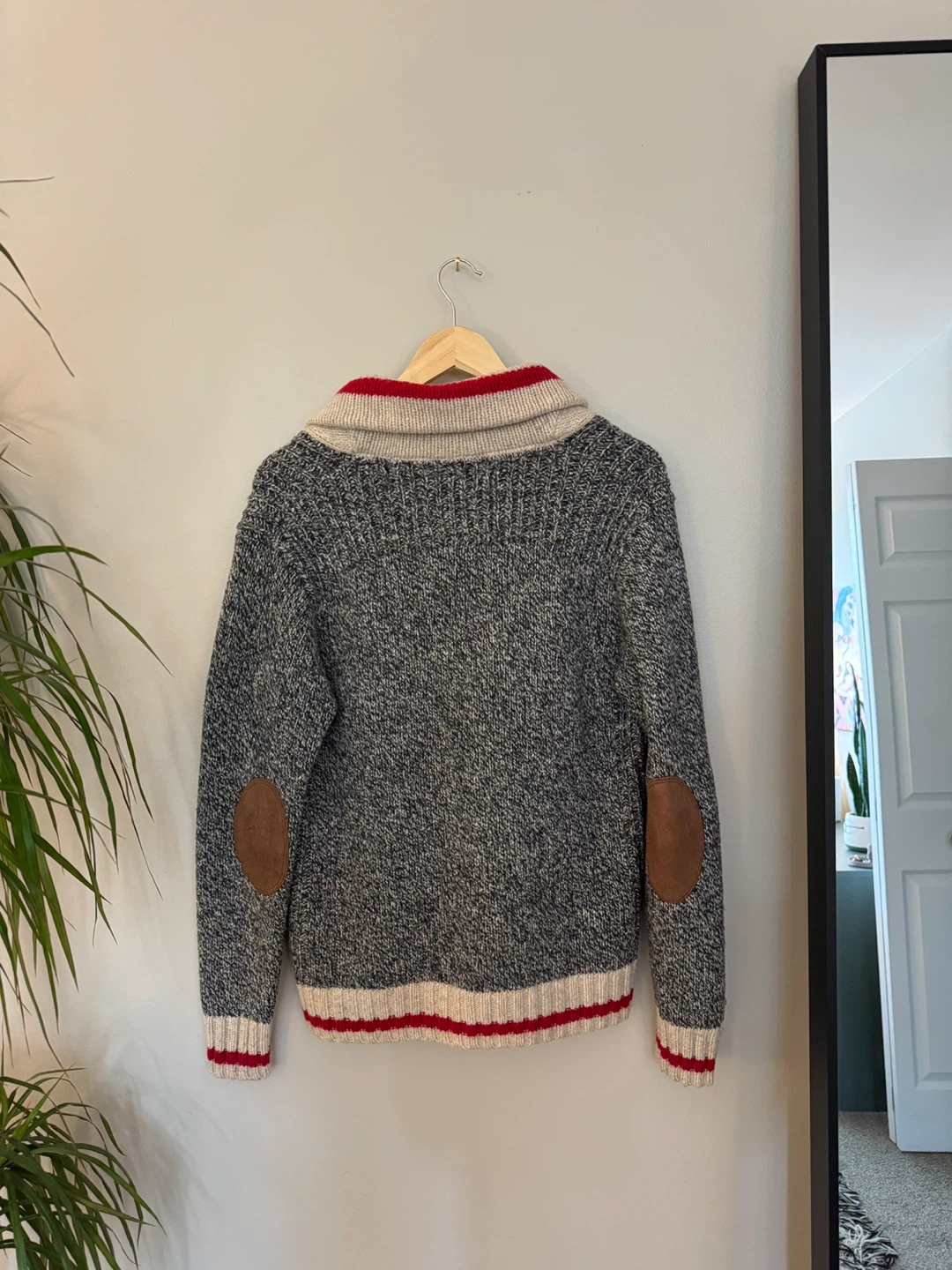 Roots Men's Cabin Shawl Cardigan Sweater (Size M) - photo 3