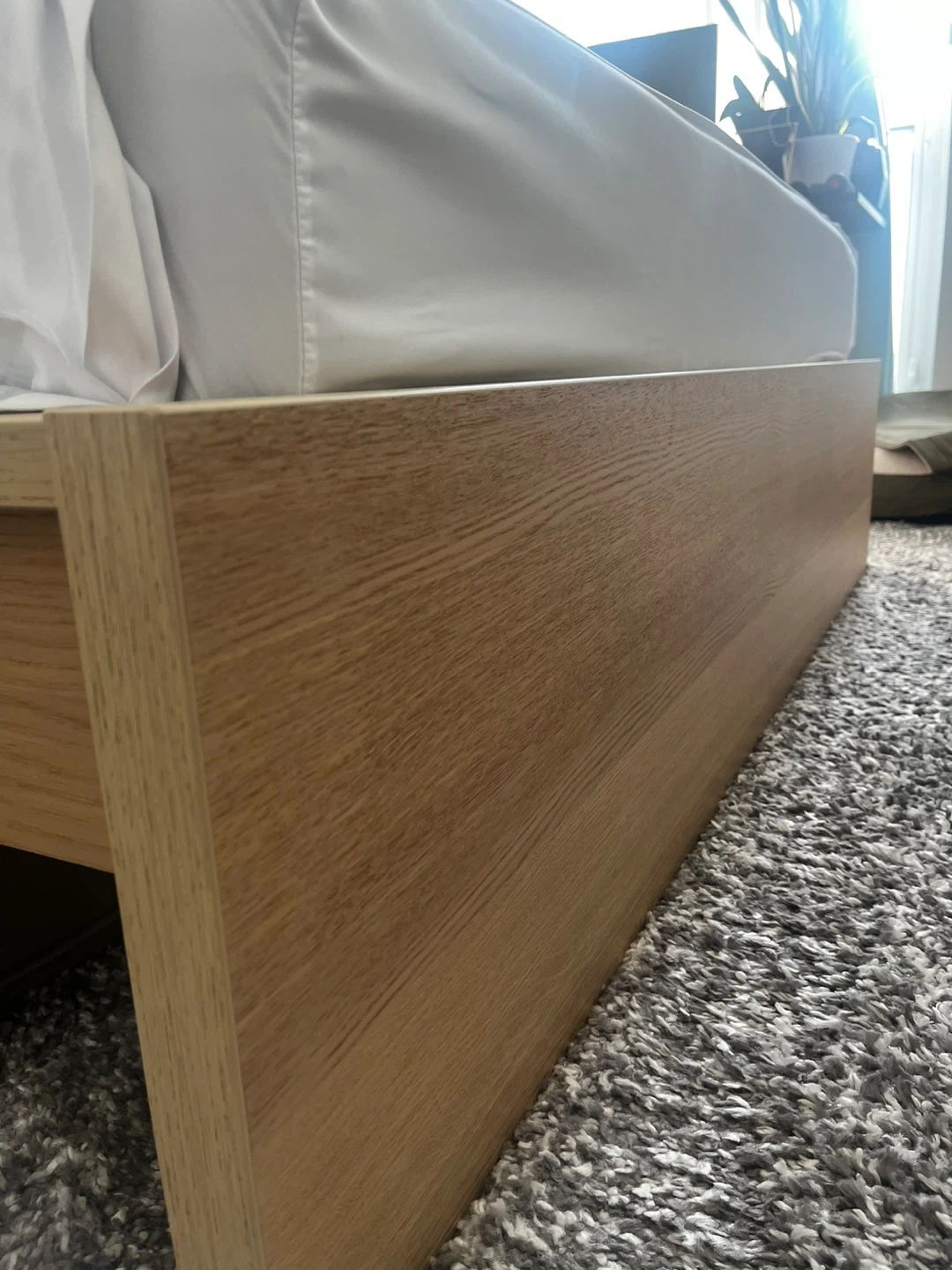 Wooden Bed Frame,2 Nightstand, 2 lamps and 4 DIY bottom drawers - photo 3