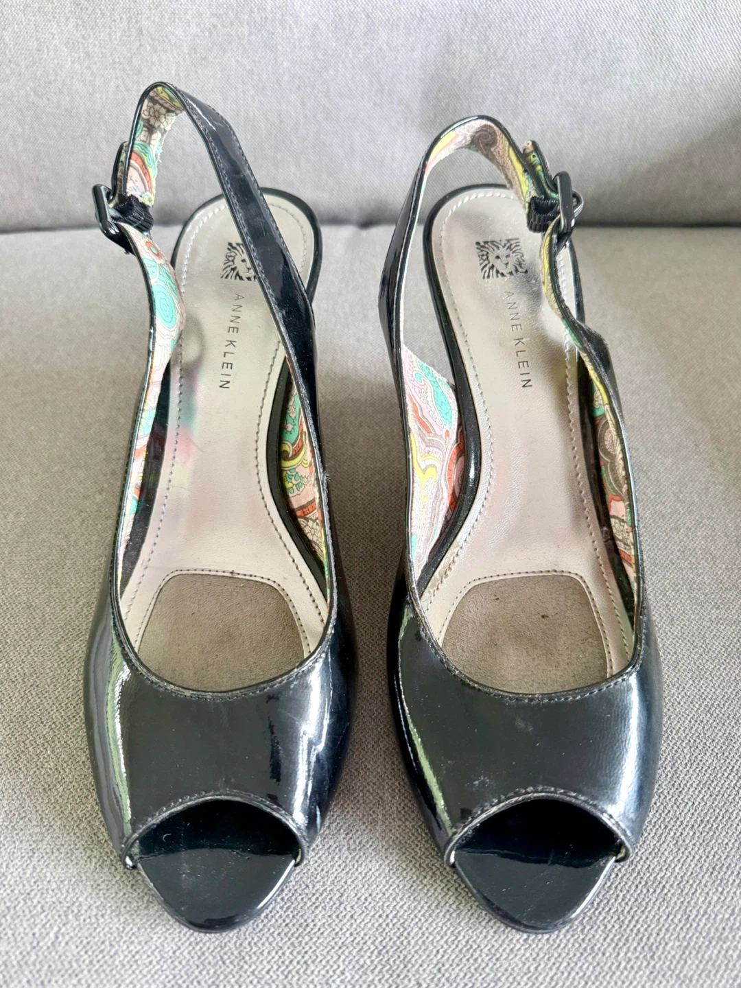 Anne Klein Black Patent Wedge Heels Women’s Size 9.5M