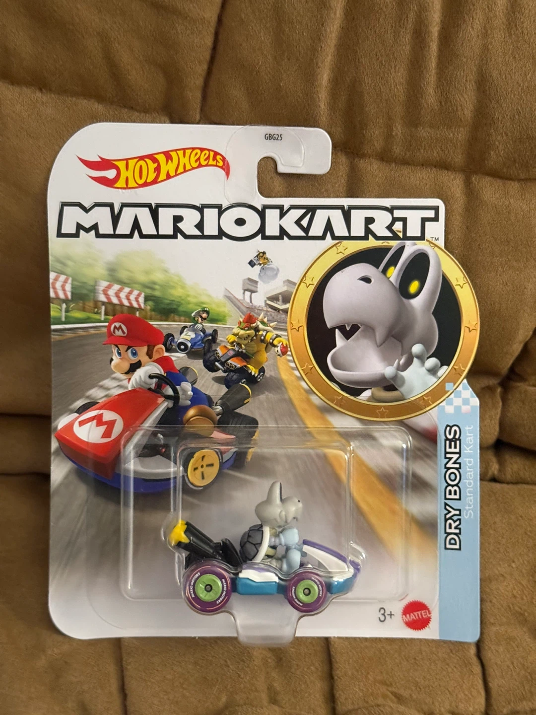Hot Wheels Mario Kart Dry Bones Standard Kart