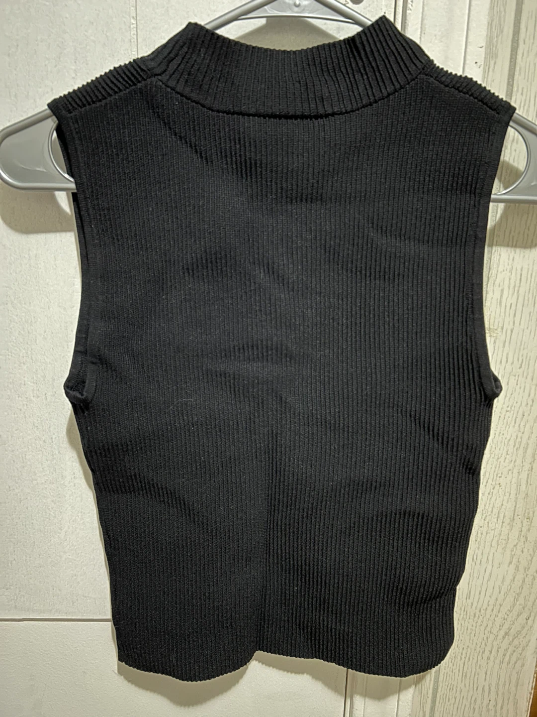 Babaton Black Mock Neck Sleeveless Ribbed Crop Top - photo 2