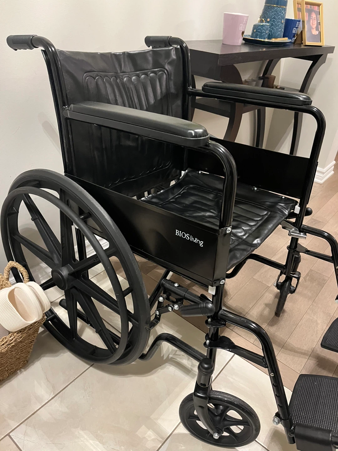Wheel Chair - photo 2