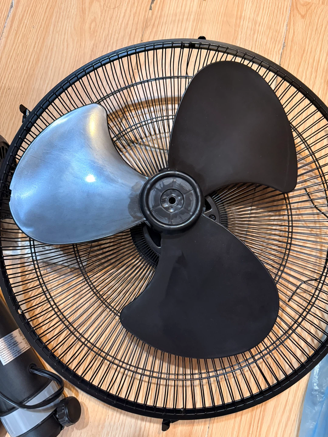 MAINSTAYS 16-Inch Pedestal Stand Fan - photo 3