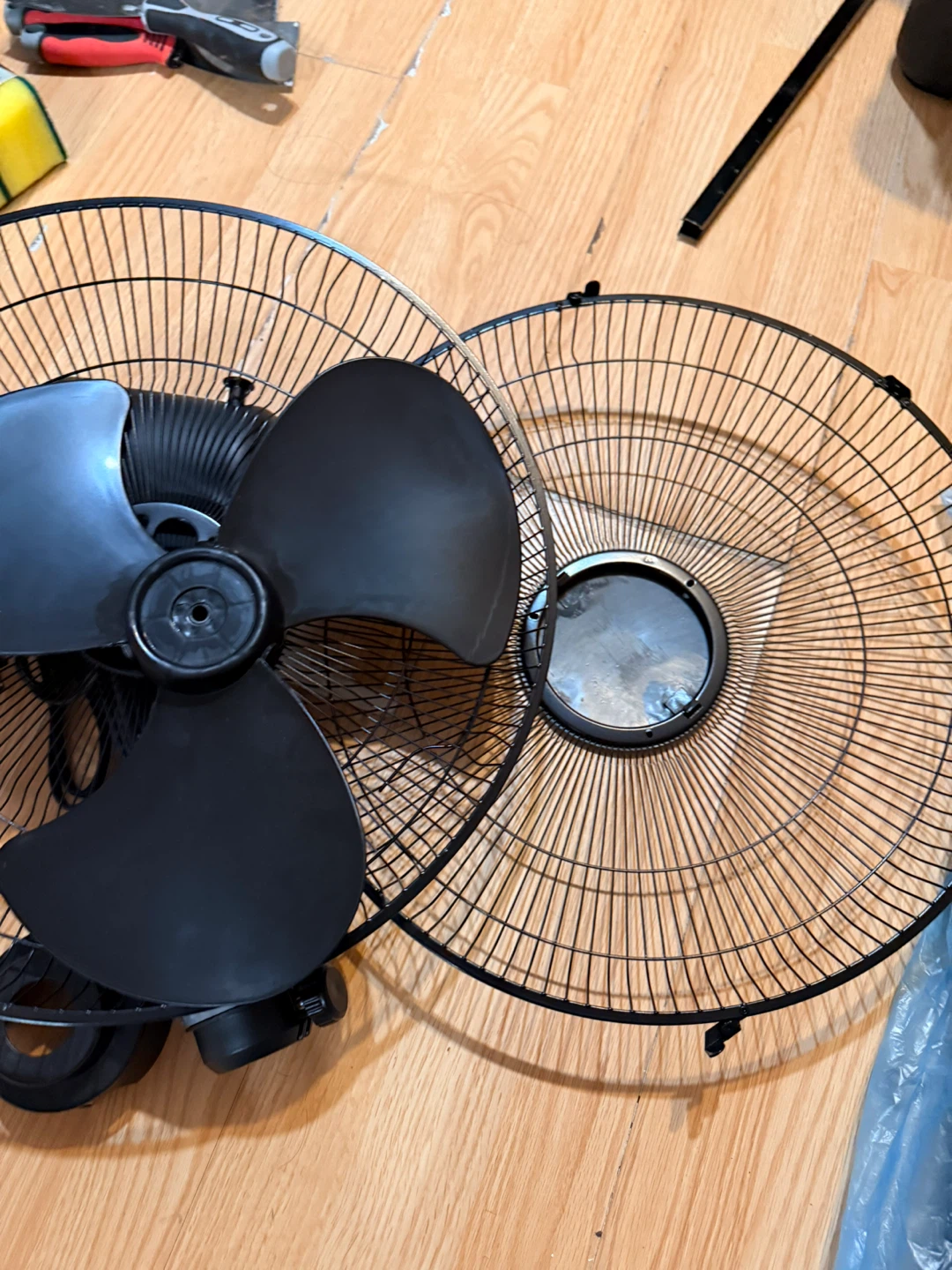 MAINSTAYS 16-Inch Pedestal Stand Fan - photo 4