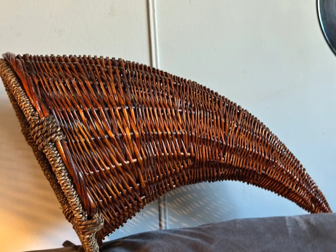 Large vintage woven wicker cornucopia basket - photo 3