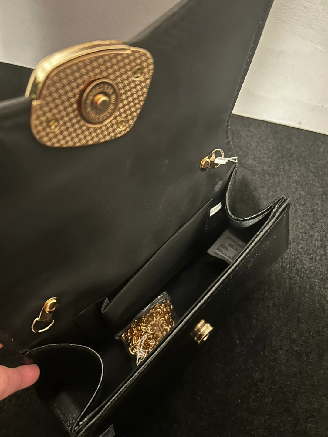 Black Handbag - photo 4