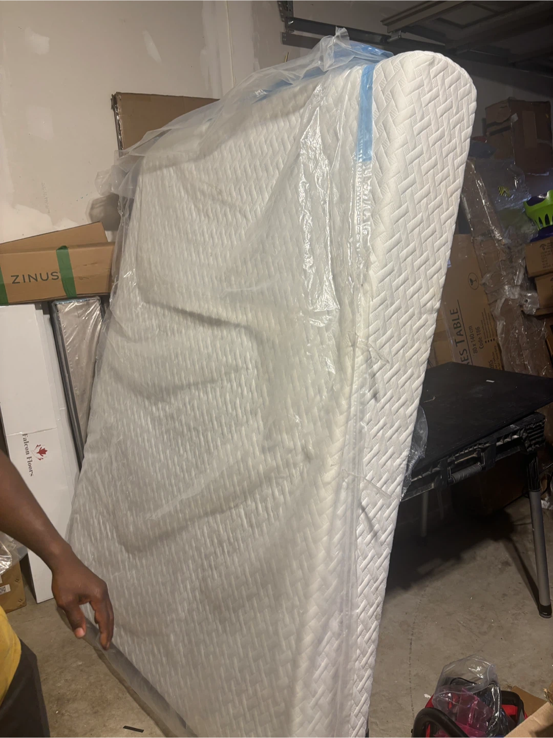 Neatly used Mattress - photo 2