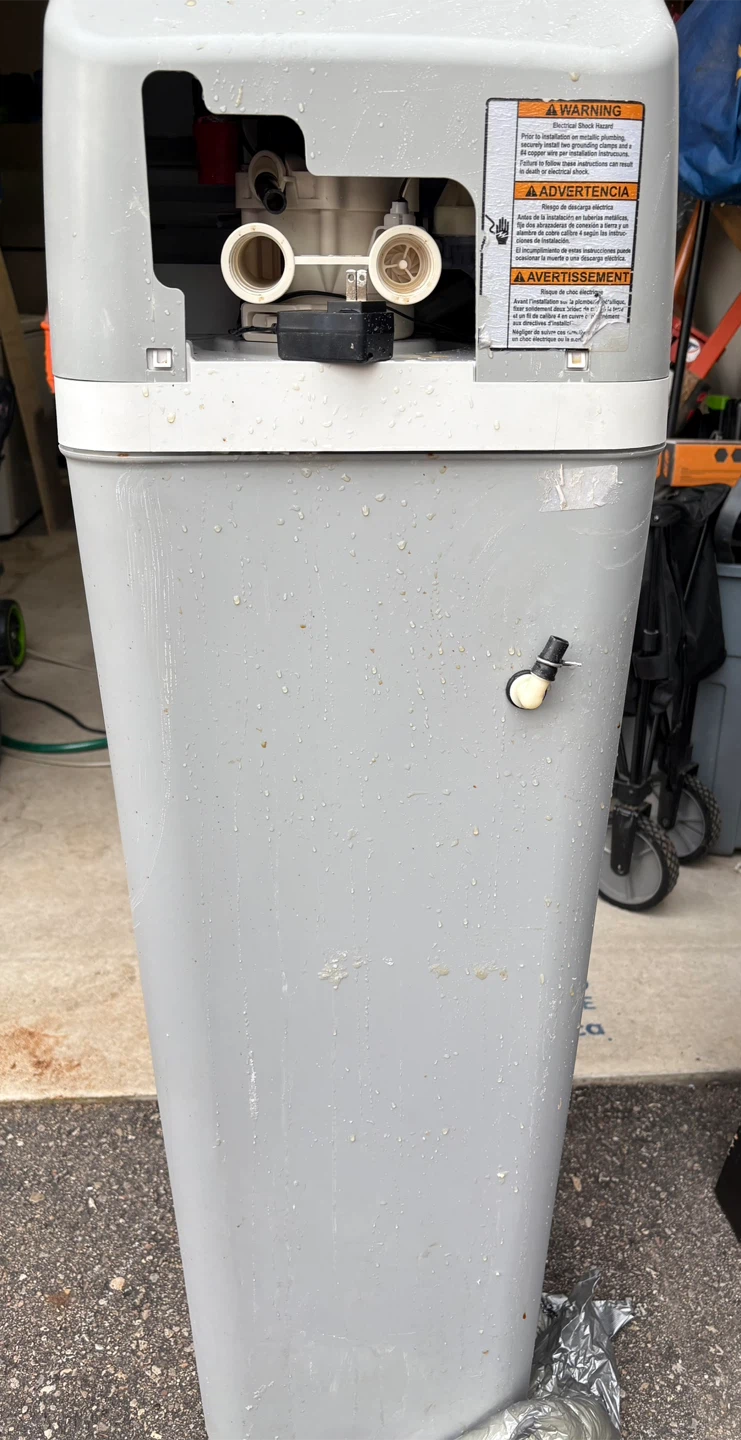 Whirlpool WHES44 44,000 Grain Water Softener - photo 2