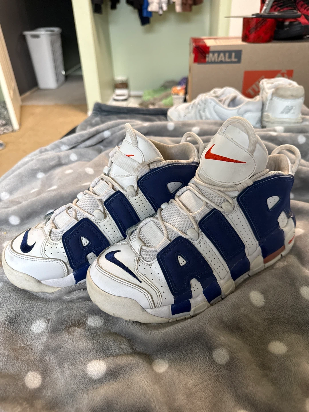 Nike Air More Uptempo "AIR" Sneakers